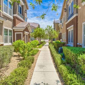 Arzano Apartments Las Vegas