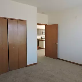 Cornerstone Apartment Master Bedroom Closet