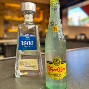 This cocktail wasn't made to sit inside. Patio season hits different at the Rio. ☀️
Here’s what’s on deck:
~ Ranch Water — 1800 Blanco, fresh lime, and Topo Chico