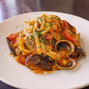 Sunday’s chef recommendation: Scialatielli allo Scoglio. Fresh artisanal pasta tossed with Mussels, Clams, and Shrimp, served in Cherry Tomato sauce #ilcanale #eatlocal #italianfood #seafood #georgetowndc #supportdc #sundayfunday