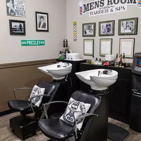 Bild von The Men's Room Barber & Spa