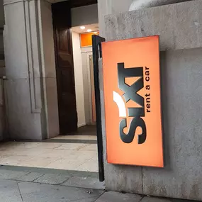 Sixt Autonoleggio Milano stazione centrale
