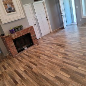 Bild von Grizzly's Discount Flooring