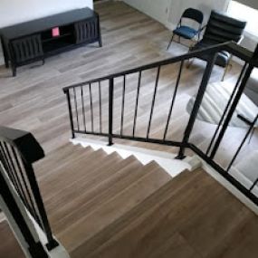 Bild von Grizzly's Discount Flooring