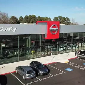 Bild von McLarty Nissan of Benton