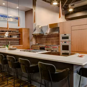 Bild von Haywood Appliance - Asheville Showroom