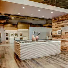 Bild von Haywood Appliance - Asheville Showroom