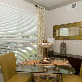 Bild von Ten Oaks Apartments