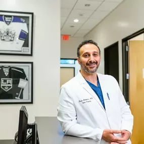 Dr. Rojeh Melikian, M.D., is an award-winning orthopedic surgeon in California, practicing minimally invasive and non-invasive spine surgery. If you're suffering from a herniated disc, degenerative spine disease, or any other spinal health concerns, contact us today at (424) 301-8335.