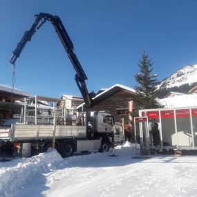 KONZETT Transport GmbH Transporte - Kranarbeiten