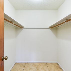 Walk-in closet