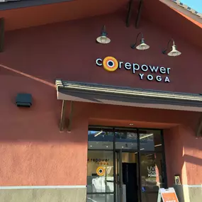 Bild von CorePower Yoga - La Cañada