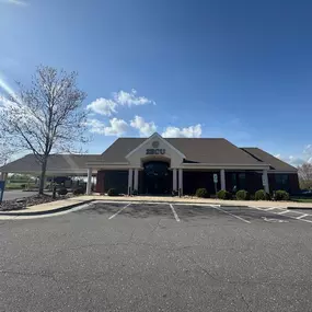 Outside view of the State Employees' Credit Union Yadkinville branch
