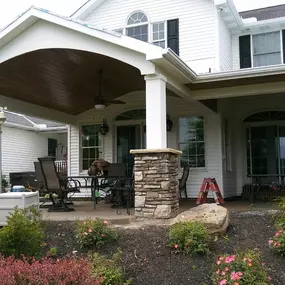 We are the premier hardscaping contractor serving Pittsburgh and surrounding areas.  Whether its just a retaining wall, driveway, or sidewalk that you're looking for,  or its an outdoor kitchen or living space complete with a fire pit, contact us today to schedule a consultation!