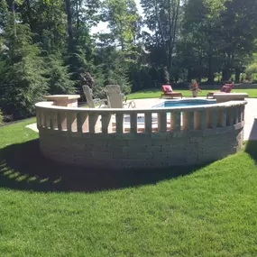 We are the premier hardscaping contractor serving Pittsburgh and surrounding areas.  Whether its just a retaining wall, driveway, or sidewalk that you're looking for,  or its an outdoor kitchen or living space complete with a fire pit, contact us today to schedule a consultation!