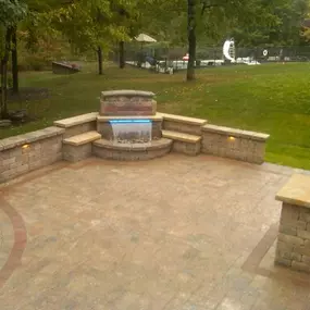 We are the premier hardscaping contractor serving Pittsburgh and surrounding areas.  Whether its just a retaining wall, driveway, or sidewalk that you're looking for,  or its an outdoor kitchen or living space complete with a fire pit, contact us today to schedule a consultation!