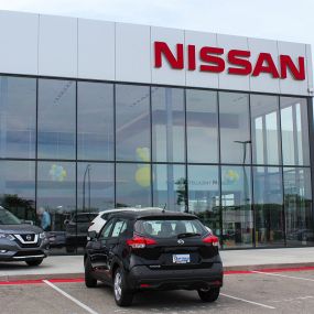 Russ Darrow Nissan of West is here to help you find the perfect new Nissan vehicle to fit both your needs and your budget.