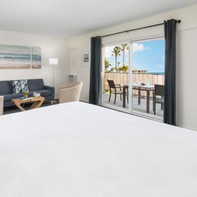 King Rooms in Laguna Beach | Pacific Edge Hotel
