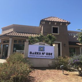 Barks N’ Rec Doggie Daycare