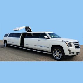 Super Limousine Service
Gullwing Cadillac Escalade Super Limo 14 persons