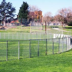 Bild von Fence Factory Rentals - Atascadero