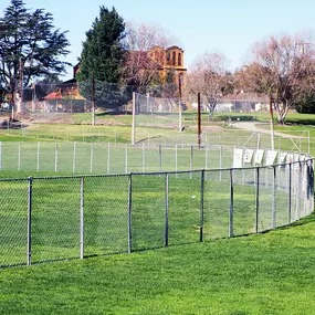 Bild von Fence Factory Rentals - Atascadero