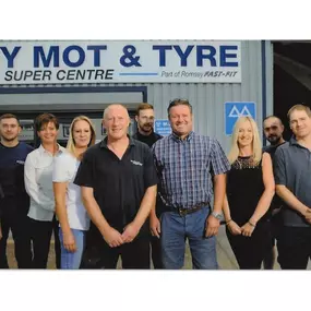 Bild von Romsey Fast Fit ltd and Romsey MOT and Tyre