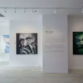 Bild von NYB Fine Art Gallery
