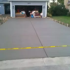 New concrete driveway installation