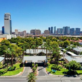 Bild von Rancho Mirage Apartments