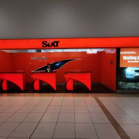 Sixt Autonoleggio Bari Aeroporto