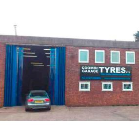 Bild von Coombe Garage Tyres - Team Protyre