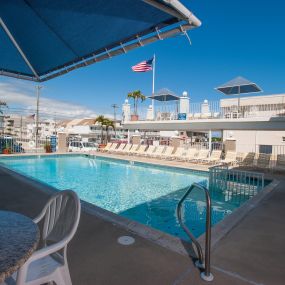 Outdoor pool at Harbor Light Family Resort