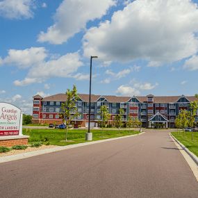 Riverview Landing is a beautiful non-profit senior living facility based in Otsego Minnesota. Give us a call today!