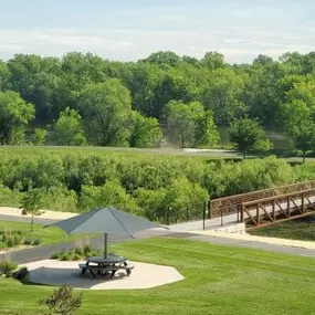 Stunning riverside views. Delicious chef-prepared meals. A wealth of refined amenities. At Guardian Angels Riverview Landing, you will always find your favorite scenic getaway right at home.