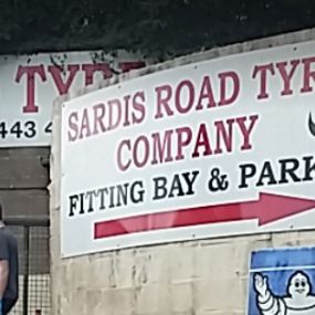 Bild von Sardis Road Tyre Co