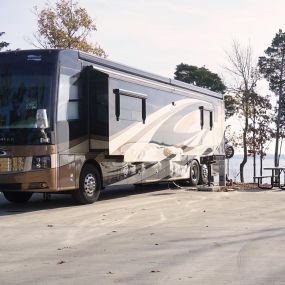 Elm Hill RV Resort Large Lakefront Sites with Full Hook-up