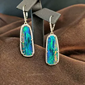 Looking for a pair of statement earrings? Come see us!