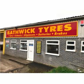 Bild von Bathwick Tyres - Team Protyre