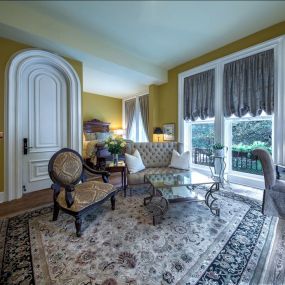 Hamilton-Turner Inn Guest Room Seating Area