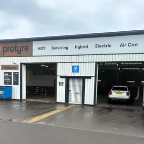 Bild von Protyre Bishopsworth