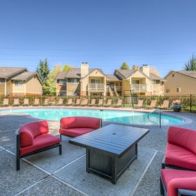 Poolside Lounge