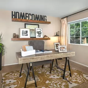 Bild von Homecoming at Eastvale