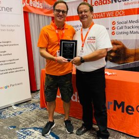 How sweet. The lovely people at ASTE 2019 gave #LeadsNearMe the award “Most Outstanding Booth by Attendee Vote”. What a special thing. Thank you.