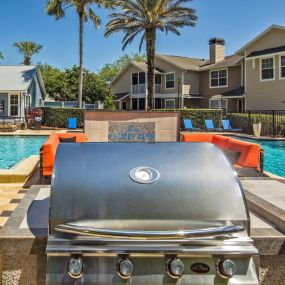 Grill pool side