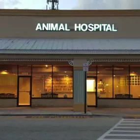 Welcome to VCA Pines West Animal Hospital!