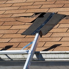 Get your Vancouver roof repaired as soon as possible with the professional roofing contractors of Grant Roofing based in Battle Ground.