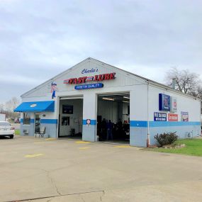 Bild von Charlie's Fast Lube Oil Change - Sikeston, MO