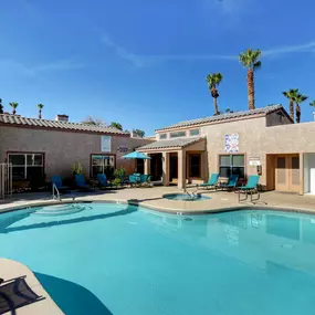 Bild von Promontory Point Apartments