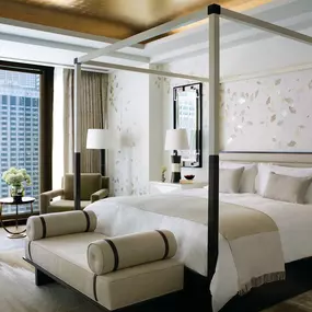 Infinity Suite Master Bedroom - The Langham, Chicago